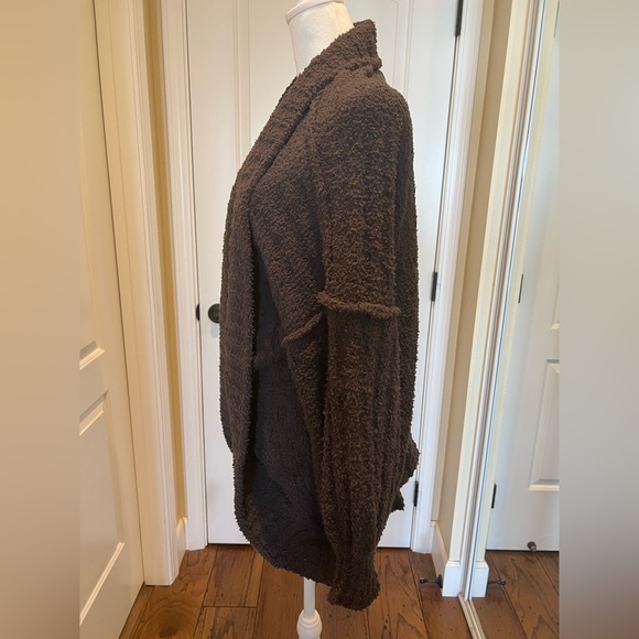 Stitch + Feather Oversized Comfy Cardigan Size L - Picture 2 of 4